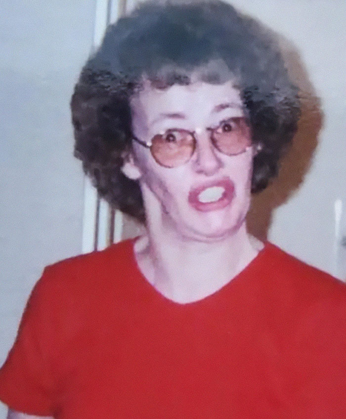 Daughter Breaks Silence After Going Viral For Brutal 4-Sentence Obituary For Her Mom