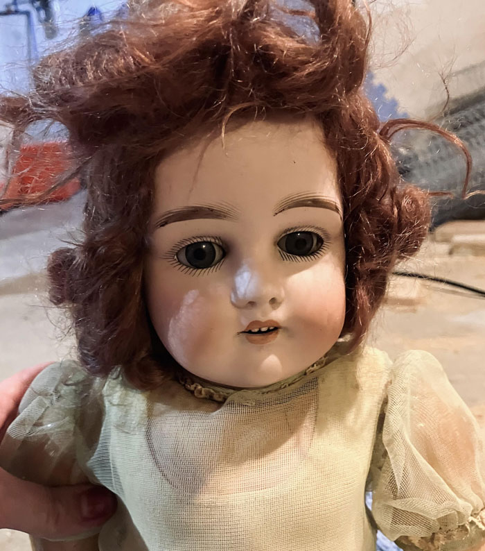 Woman Gets A &ldquo;Cursed&rdquo; Doll From Her Grandma, Wonders What To Do With It