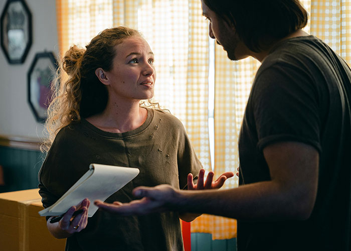 “I Noticed A Smell”: Woman Finds Out Why Her Plants Are Dying, Her Life Turns Upside Down “I Noticed A Smell”: Woman Finds Out Why Her Plants Are Dying, Her Life Turns Upside Down