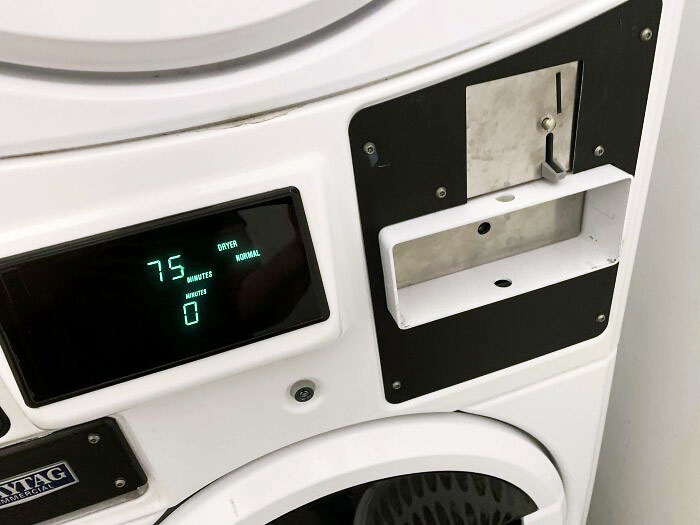 Landlord Charges £8 A Wash. How Do I Cheat These Machines As They Look Old? There Are No Cameras In The Washroom