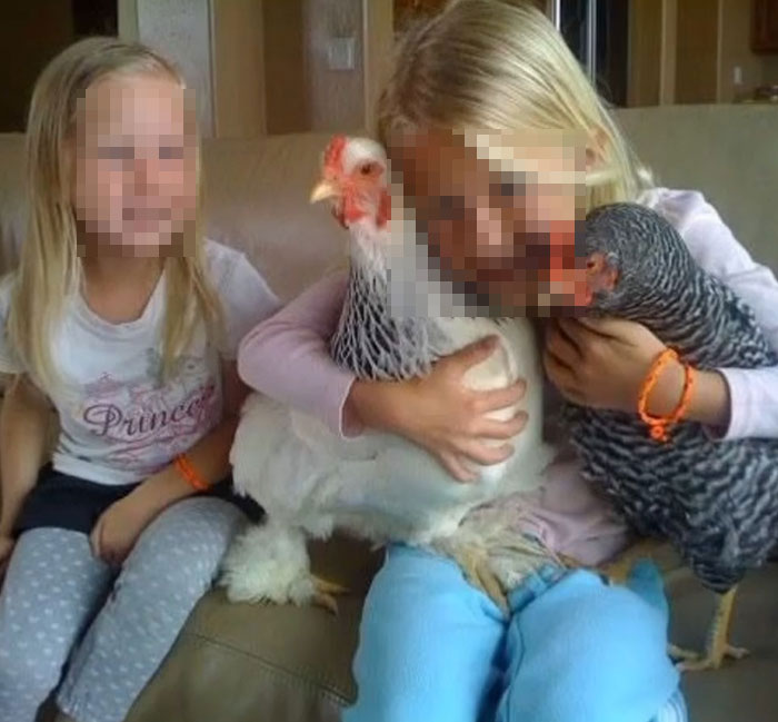 Tucson Mom Leaves Marriage At 44, Now Fights &ldquo;Tradwife&rdquo; Trend On TikTok