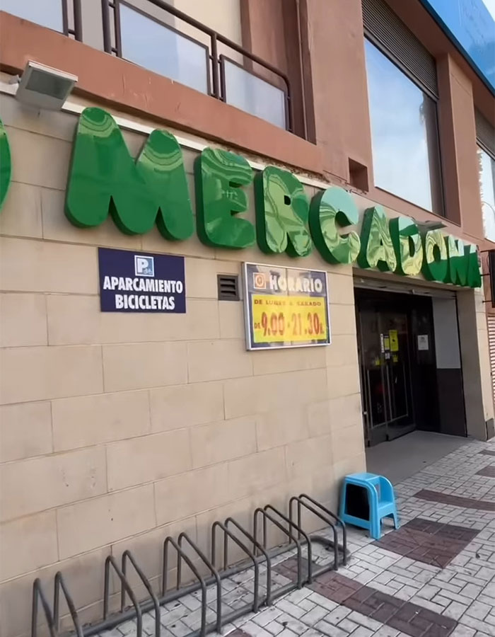 Mercadona Forced To Call Police As &ldquo;Tinder-Dona&rdquo; Trend Overwhelms Supermarket