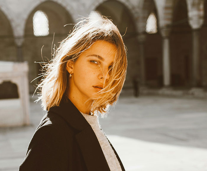 "What Minor Things Are Very Attractive On Women, But They Never Seem To Realize It?" (30 Answers)