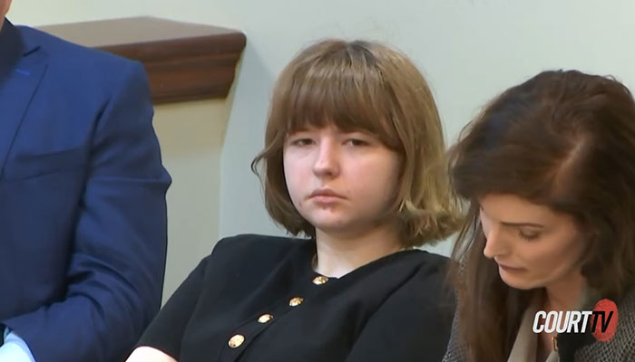 Girl Seen Texting Stepdad Seconds After Taking Mother's Life For Discovering Her &ldquo;Secret&rdquo;