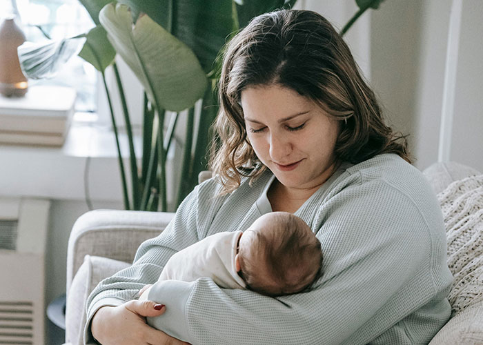 &ldquo;Not A Phrase I Thought Real People Said&rdquo;: Mom Blows Up At Brother&rsquo;s GF Over Breastfeeding