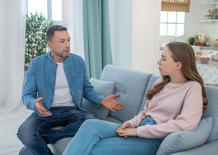Mom Asks If She’s Wrong For Ruining Daughter’s Graduation To Teach Her A Lesson After A Betrayal Mom Asks If She’s Wrong For Ruining Daughter’s Graduation To Teach Her A Lesson After A Betrayal