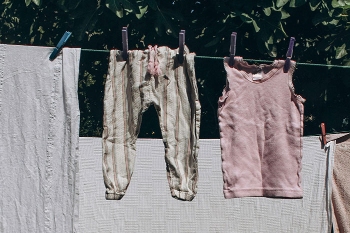 Hospitality Workers Share 50 Encounters With Customers That Left Them Speechless