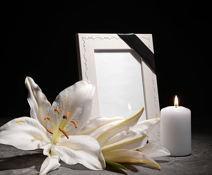 &ldquo;It&rsquo;s A Public Service Announcement&rdquo;: Daughter&rsquo;s Unforgiving Obituary For Mom Goes Viral