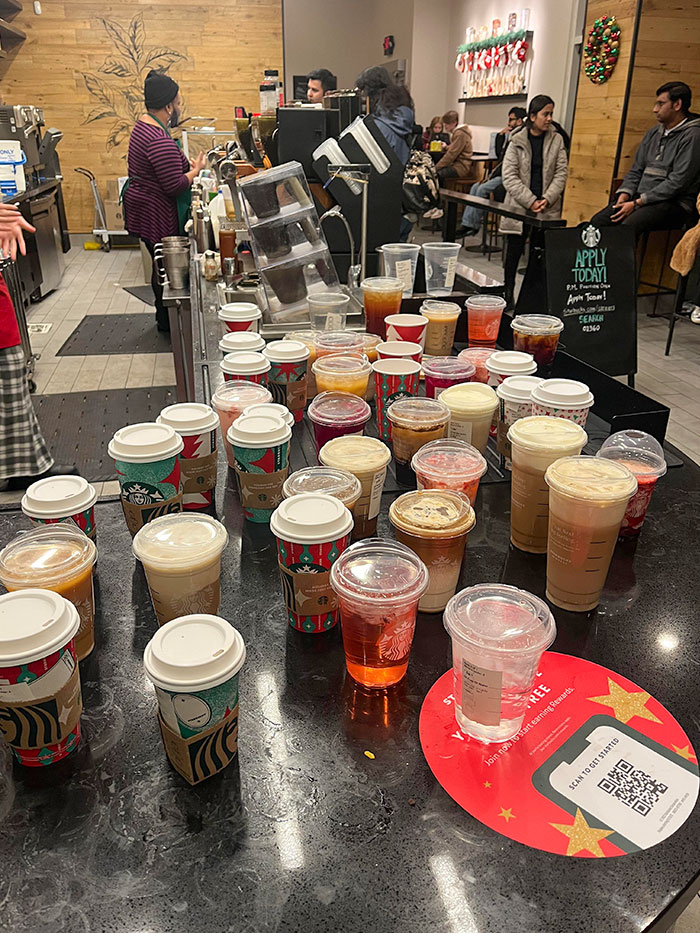 Starbucks Mobile Orders Make Store Customers Wait Longer, While No One’s There To Pick Up The Coffees