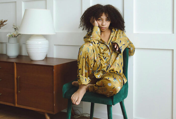 "To This Day We All Worship Him": 36 Stories Of People Who Just Didn't Give A Damn