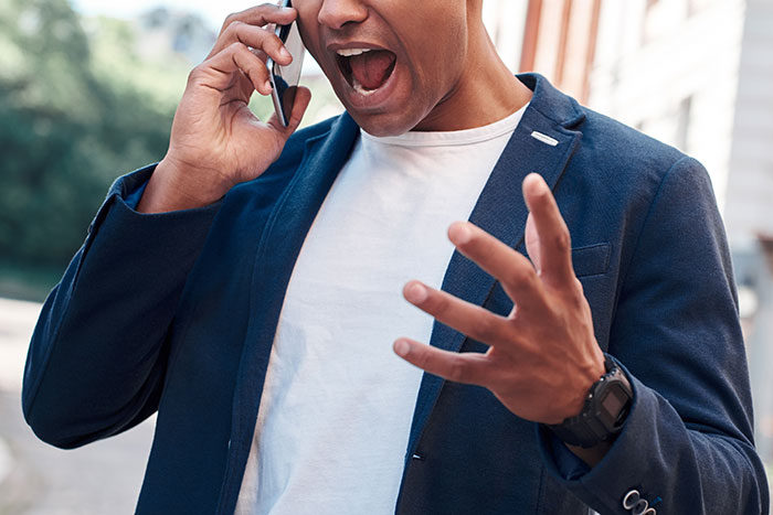 Man Wishes He&rsquo;d Thrown Phone In The Gutter Instead Of Returning It To Thankless Owner