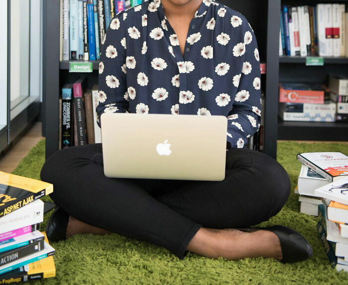 30 People Reveal The Darkest Internet Rabbit Holes They’ve Fallen Into