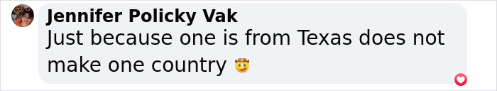 Dolly Parton Says She'd Duet With Beyonc&eacute; Live, But Defends The CMA Awards After Nomination Snub