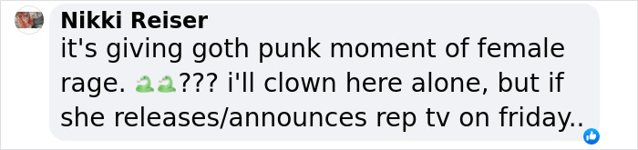 Taylor Swift’s “Bondage-Inspired” VMAs Red Carpet Outfit Sparks Mixed Opinions Taylor Swift’s “Bondage-Inspired” VMAs Red Carpet Outfit Sparks Mixed Opinions