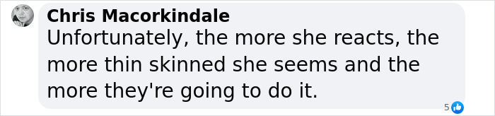 Heated Exchange With Rude Photographer At The VMAs Was &ldquo;Horrifying,&rdquo; Chappell Roan Says