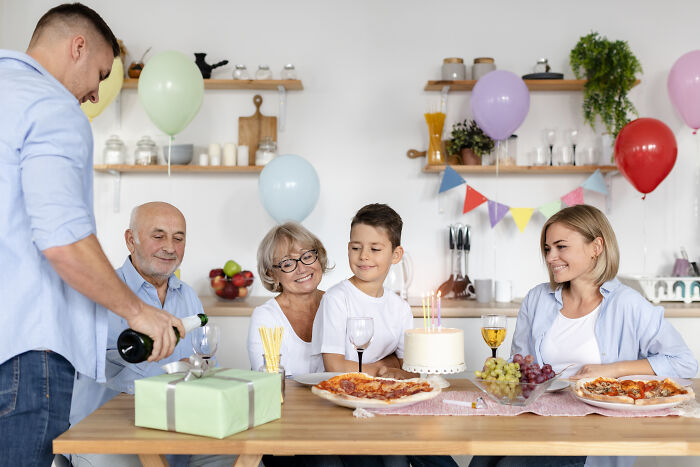 Woman Isolates In &ldquo;Survival Mode&rdquo; After In-Laws Override Her Rule Of No Phones At The Table
