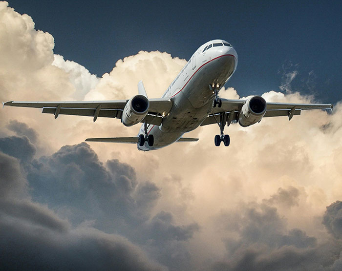 &ldquo;Not The Airline&rsquo;s Responsibility&rdquo;: Plus-Size Traveler&rsquo;s Struggle With Seat Sparks Online Debate