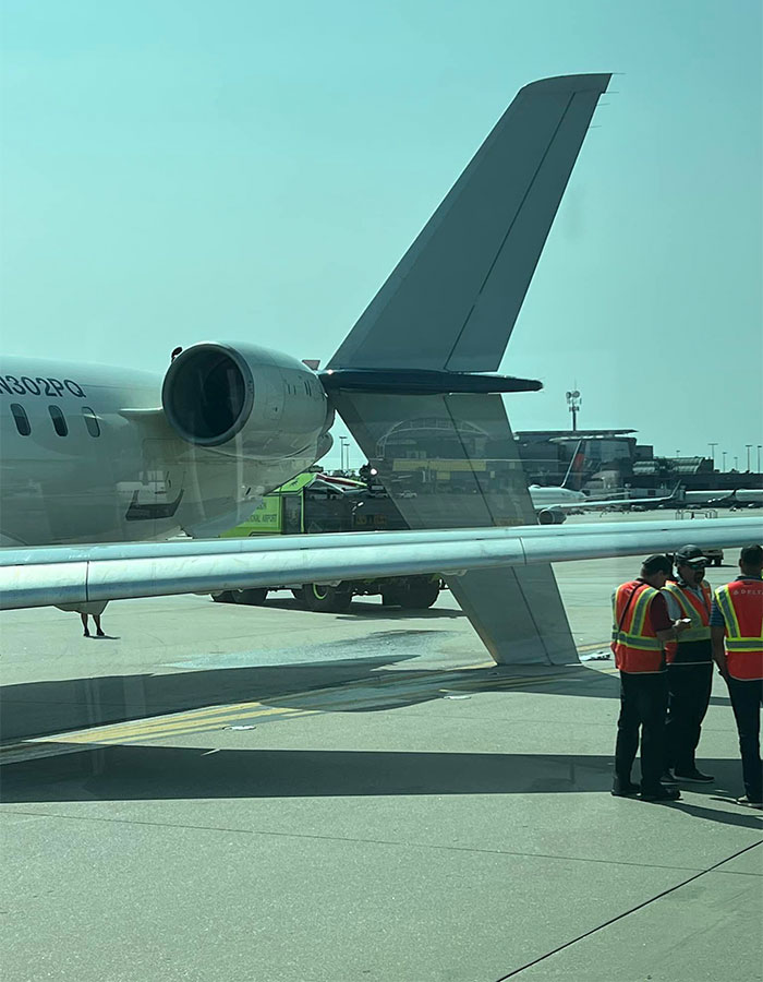 Two Delta Planes Collide With "Loud Bangs" On Atlanta Airport Runway