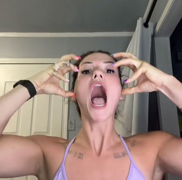 Woman Mad Because Of Inability To Use Printer Unless She Pays A Monthly Subscription Woman Mad Because Of Inability To Use Printer Unless She Pays A Monthly Subscription