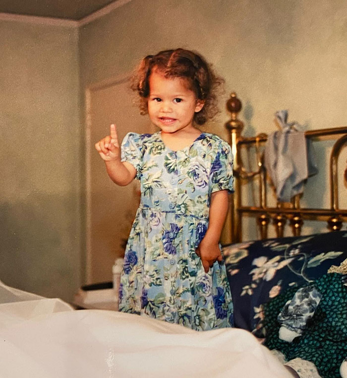 Zendaya&rsquo;s Wholesome Childhood Photo For Her 28th Birthday Takes Over Instagram