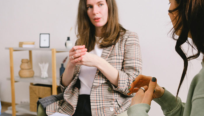 Researcher Exclusively Explains Why Female &ldquo;Psychopaths&rdquo; Are Less Likely To Wear Makeup