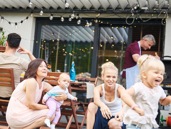 Childfree Woman Gets Called Out For Not Babysitting At Family Events, Gives Them A Reality Check Childfree Woman Gets Called Out For Not Babysitting At Family Events, Gives Them A Reality Check