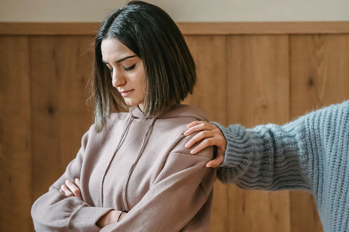 Girl Rejects Family’s Apology After Sister Wrecks Her Car, Gives Parents An Ultimatum Girl Rejects Family’s Apology After Sister Wrecks Her Car, Gives Parents An Ultimatum