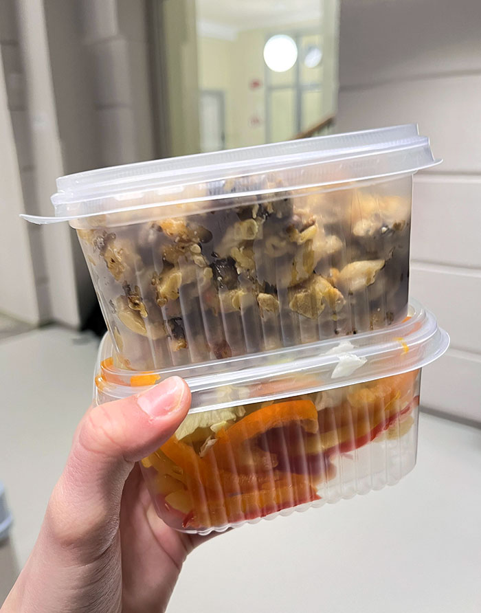 My School Sells Leftover Food For 2€ A Box