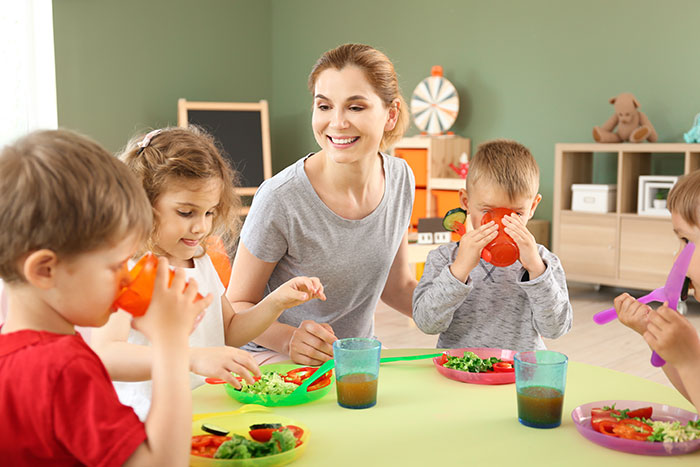 Mom Fumes Over Son&rsquo;s Teacher Leaving Him Hungry Because His Breakfast Was &ldquo;Too Unhealthy&rdquo;