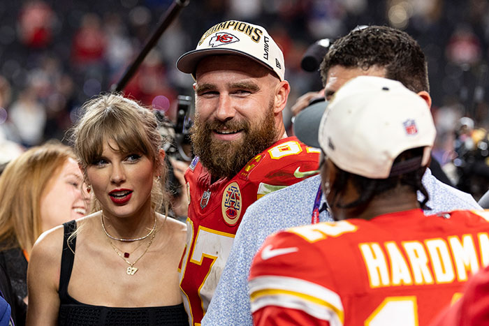 Taylor Swift And Travis Kelce's Alleged "Break Up" Contract Leaked, Fans Left Stunned Taylor Swift And Travis Kelce's Alleged "Break Up" Contract Leaked, Fans Left Stunned