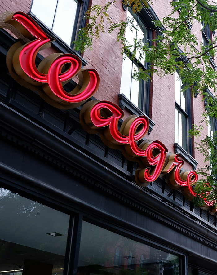 Walgreens Shopper Says Staff &ldquo;Threatened&rdquo; And &ldquo;Stalked&rdquo; Her After She Violated The &ldquo;Dress Code&rdquo;