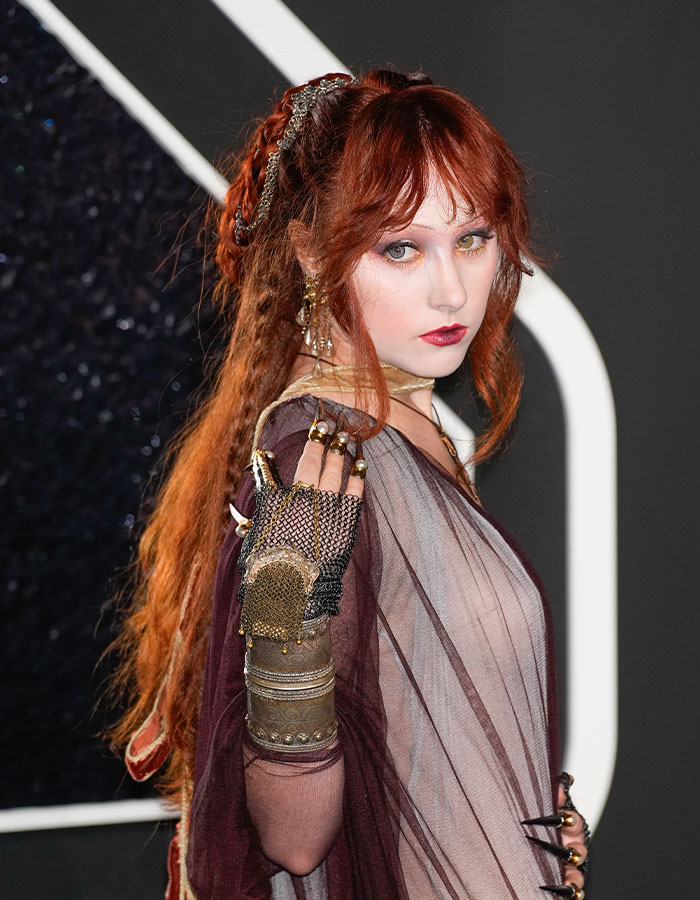 Heated Exchange With Rude Photographer At The VMAs Was &ldquo;Horrifying,&rdquo; Chappell Roan Says