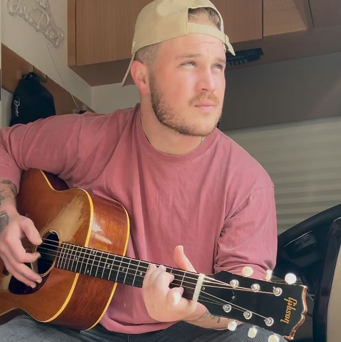 Country Singer Zach Bryan Apologizes With Massive Text For Comparing Taylor Swift And Kanye West