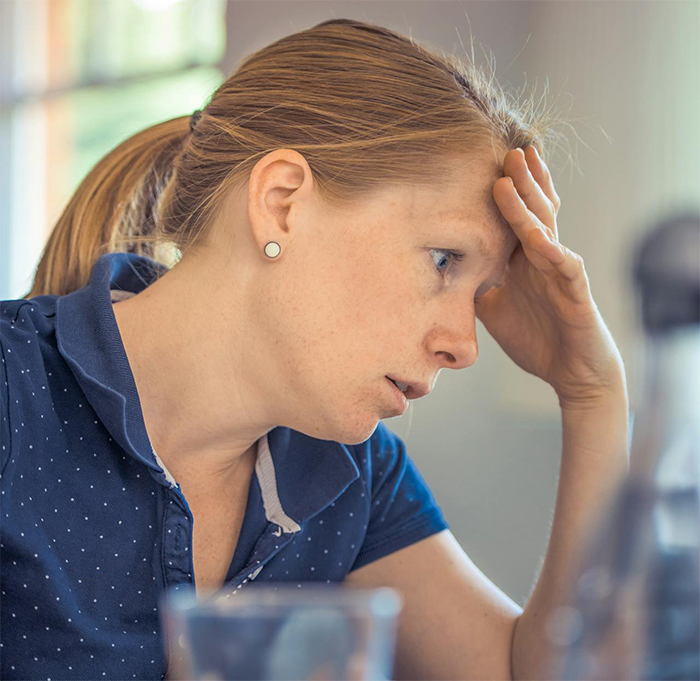 Applicant Has Zero Tolerance For Ridiculous Job Offer, Ends Call After Hearing "Benefits" Applicant Has Zero Tolerance For Ridiculous Job Offer, Ends Call After Hearing "Benefits"