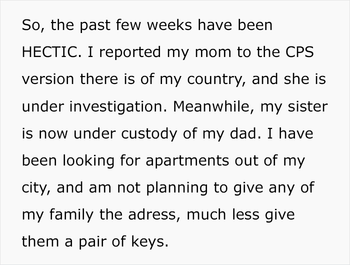 Woman Refuses To Let Her Little Sister Anywhere Near Her Puppy, Has To Call The Police