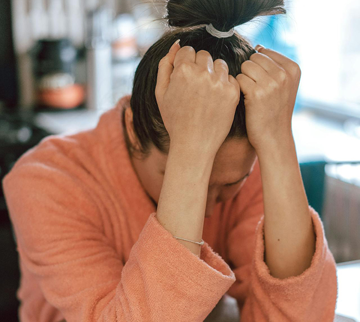 Woman Gets Upset Over Mom&rsquo;s &ldquo;Harmless Joke&rdquo; About Her Marriage, Husband Doesn&rsquo;t Take Her Side