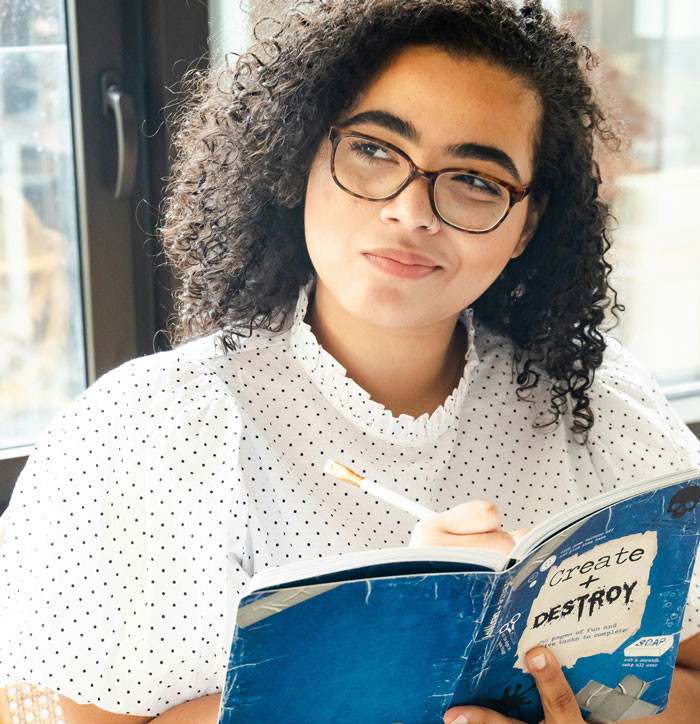 “Compound Interest Is An Amazing Thing”: 30 People Share Their Best ‘Rich People Tips’