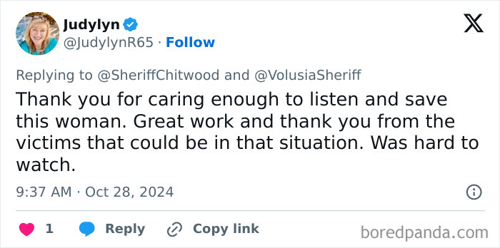 “Kudos To That Dispatcher”: Man Understands Woman's 'Pizza Order' And Saves Her From Assault “Kudos To That Dispatcher”: Man Understands Woman's 'Pizza Order' And Saves Her From Assault