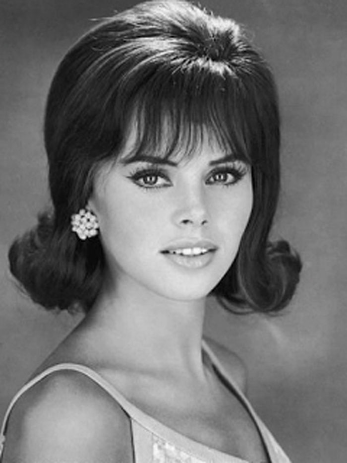 1960s-Incredible-Women-Hairstyles