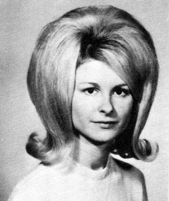 1960s-Incredible-Women-Hairstyles