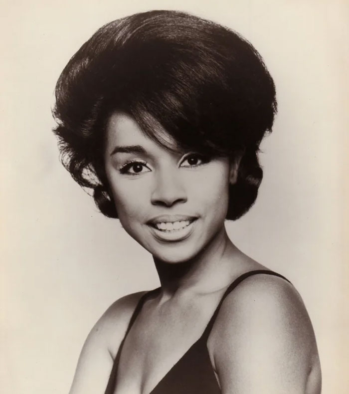 1960s-Incredible-Women-Hairstyles