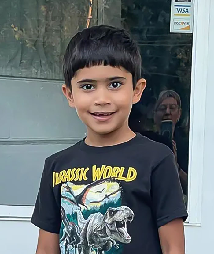 Final Photo Captures Grandparents Trapped On Roof Before Drowning With Their Grandson