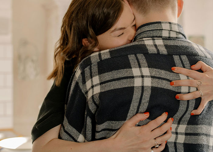 30 Important Relationship Lessons People Have Learned