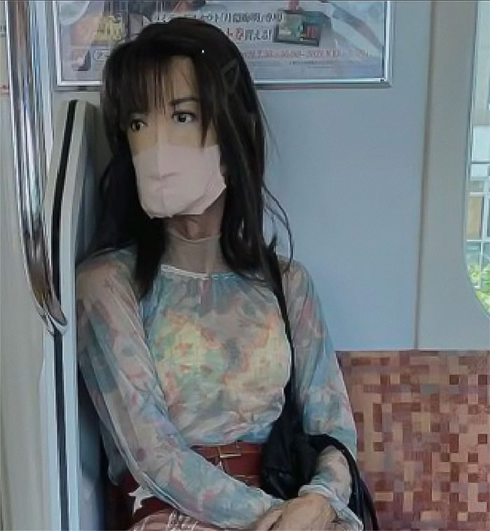 "That's So Scary": Women Terrified By &ldquo;Tight Men&rdquo; Dressed In Female Bodysuits, Taking Their Photos