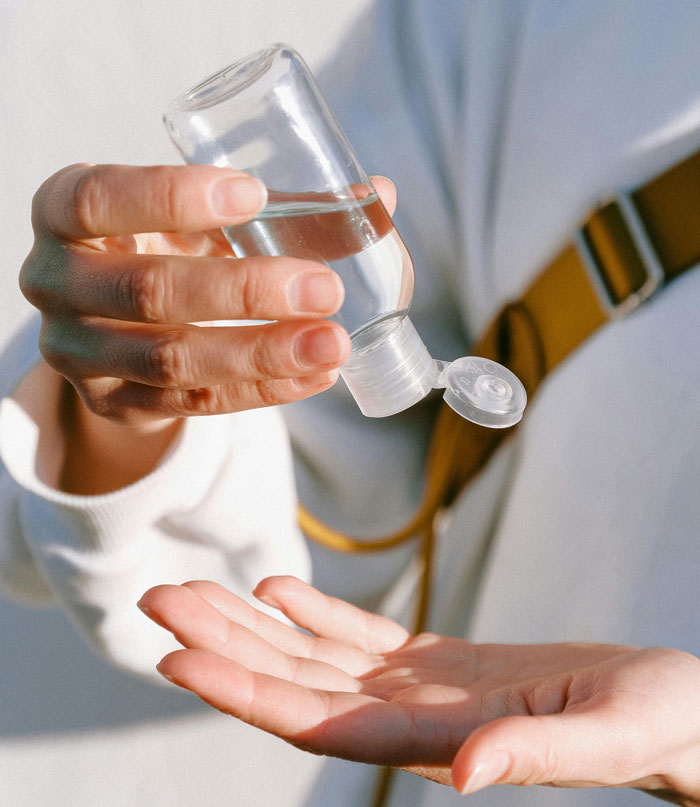 30 Dumb Things That Some People Unironically Believe