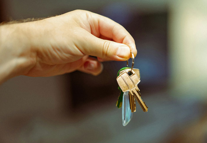 41 Of The Worst Jobs For Serious Relationships, According To People Online