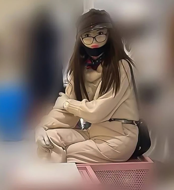 "That's So Scary": Women Terrified By &ldquo;Tight Men&rdquo; Dressed In Female Bodysuits, Taking Their Photos