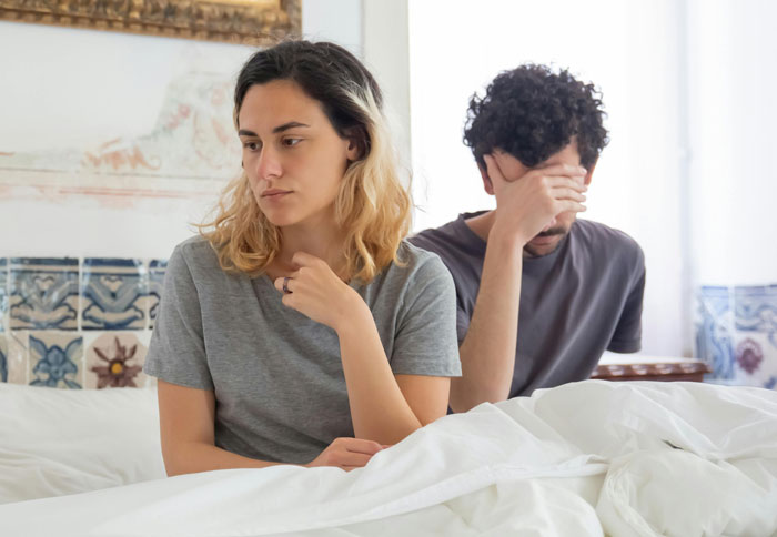 Husband Gets The Ick From Wife's "Push Present" Demands, Tells Her She's Not Worth It Husband Gets The Ick From Wife's "Push Present" Demands, Tells Her She's Not Worth It