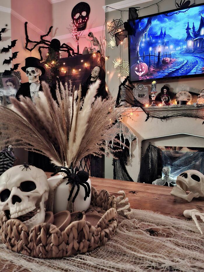 Welcome To My Spooky House 💀🕸🕷👻