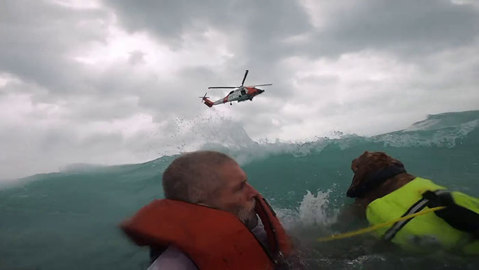 Hurricane Traps Man And His Dog On The Ocean, They Manage To Call The Coast Guard And Get Rescued Hurricane Traps Man And His Dog On The Ocean, They Manage To Call The Coast Guard And Get Rescued